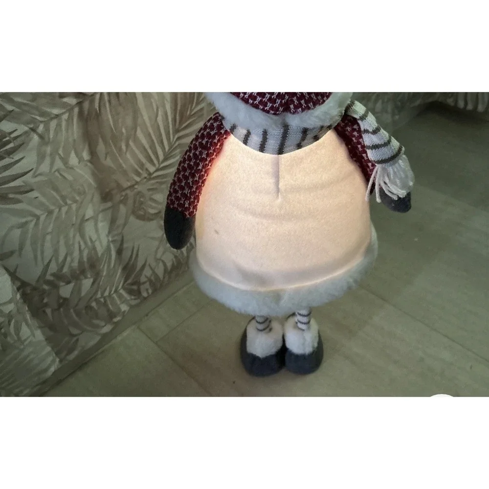 Snowman Christmas Holiday New  22.5 Inch Light Up Self Standing Snowman Adorable